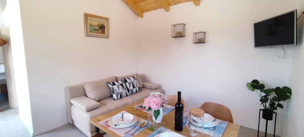 Stone House In Vineyard Villa Racisce Luaran gambar